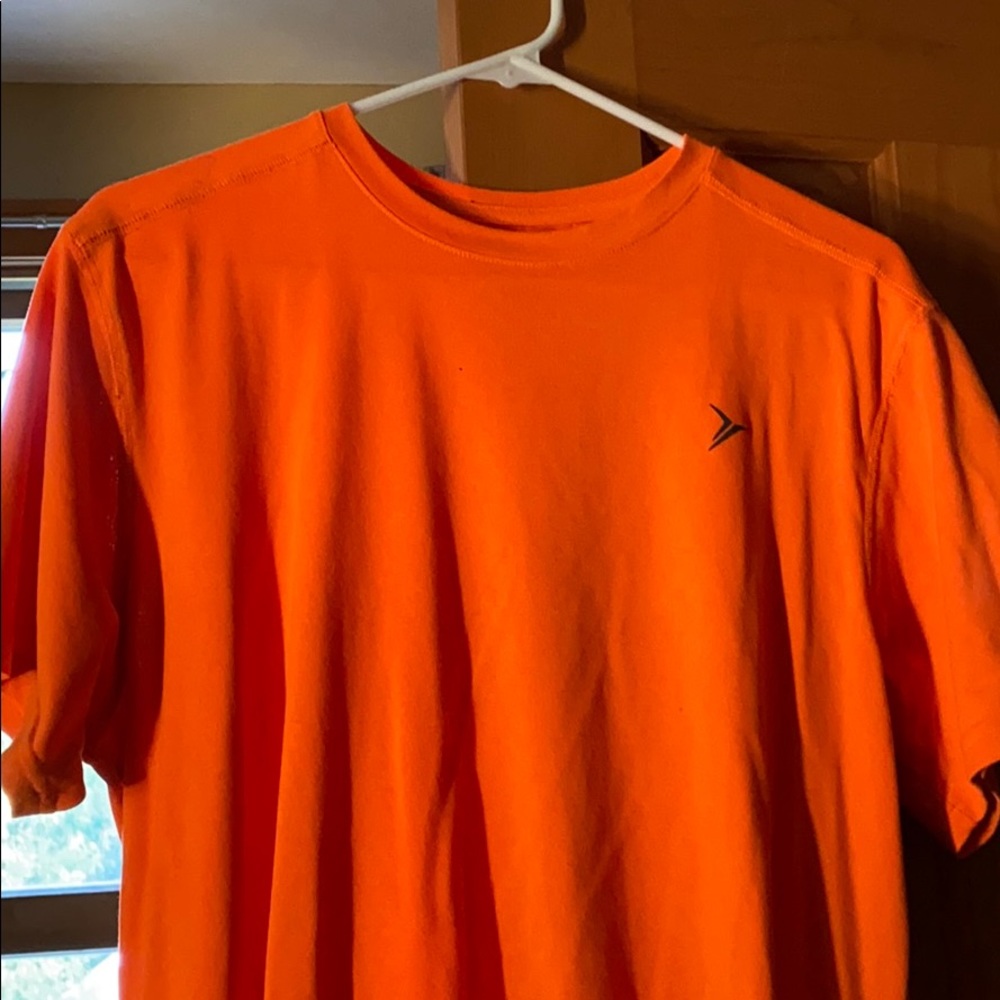Men’s activewear t-shirt